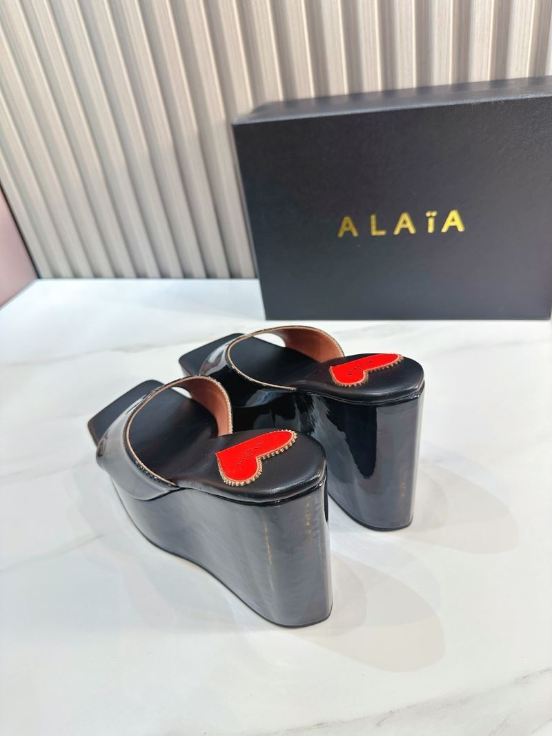 Alaia Sandals